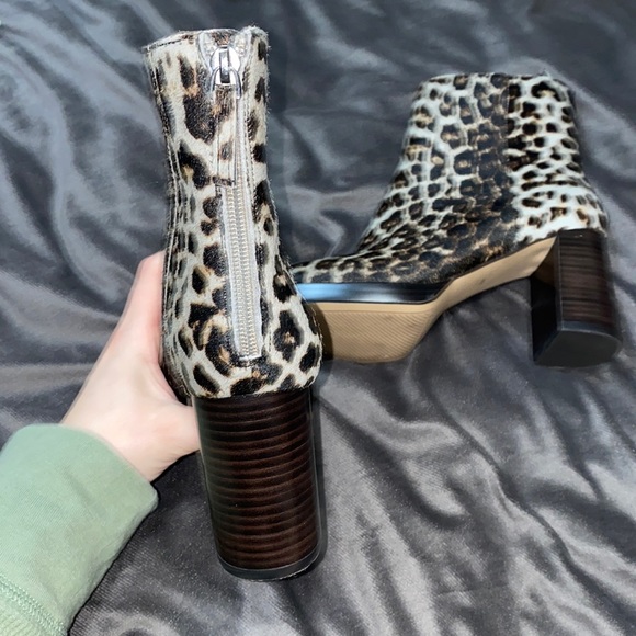 🍂Sanctuary Razzle Leopard Print Calf Hair Block Heel Booties! - Picture 4 of 8